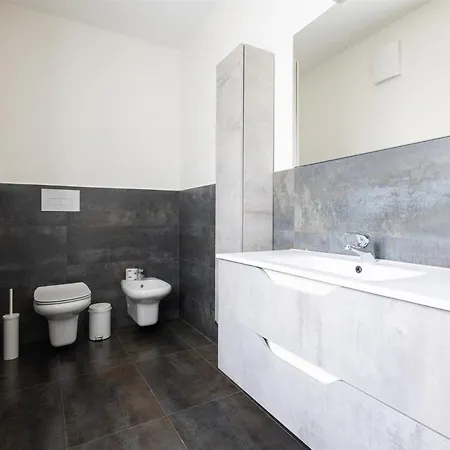 Iseolakerental - La Filandina Ferienhaus Riva di Solto